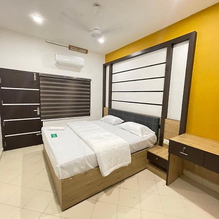 Hotel Pmr Grandays Malappuram Exteriér fotografie