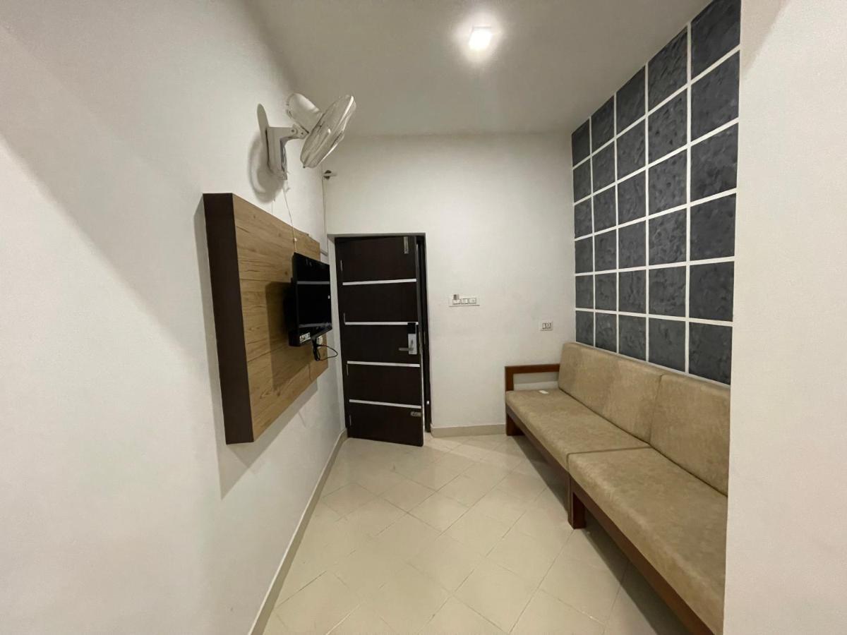 Hotel Pmr Grandays Malappuram Exteriér fotografie