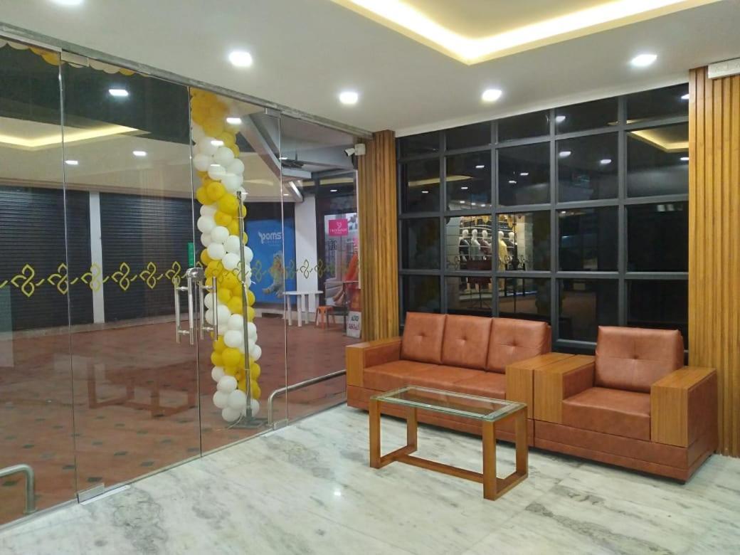Hotel Pmr Grandays Malappuram Exteriér fotografie