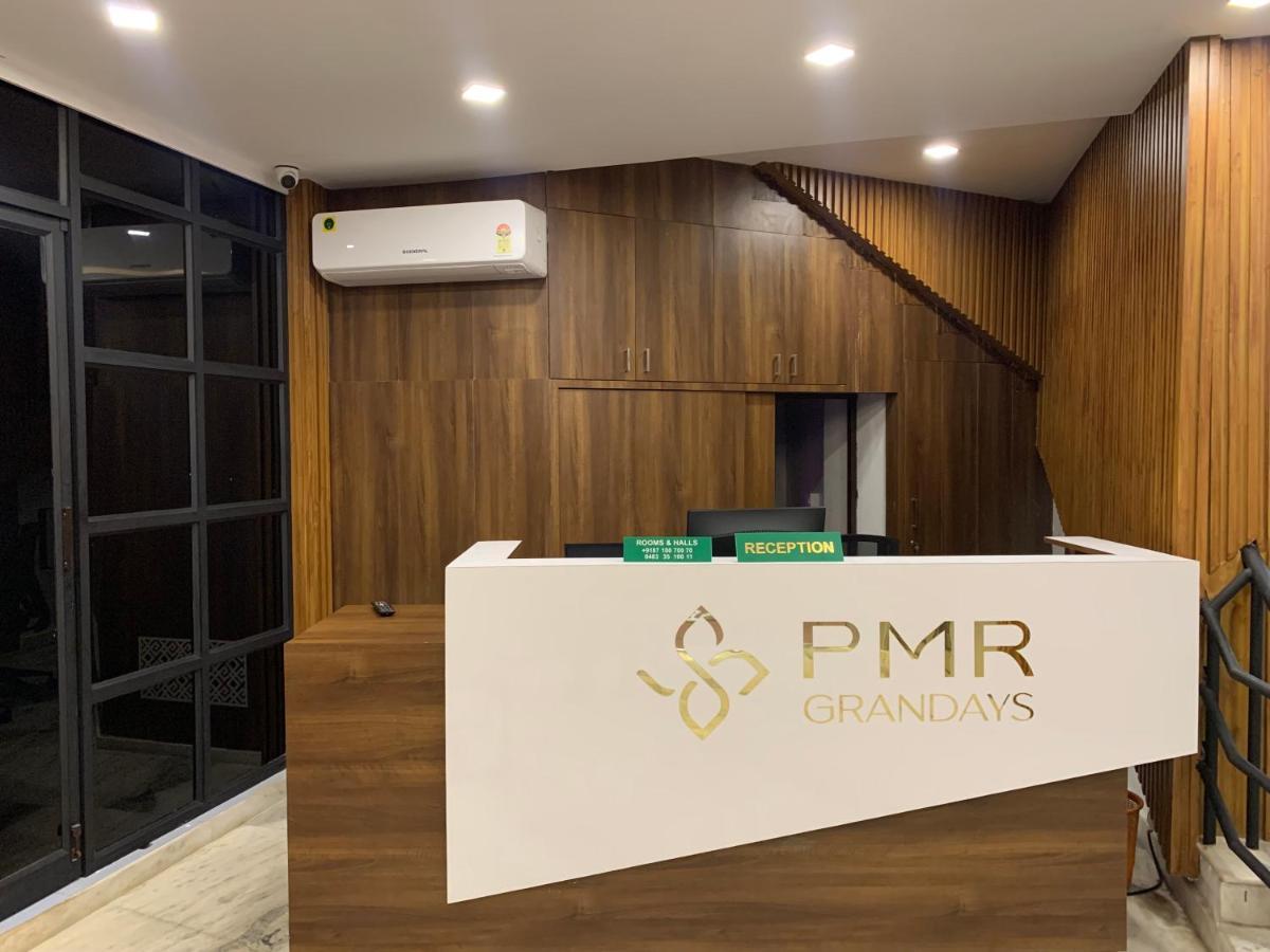 Hotel Pmr Grandays Malappuram Exteriér fotografie